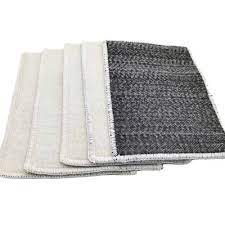 Revêtement d'argile géosynthétique étanche