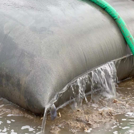 ống địa kỹ thuật để tách nước bùn