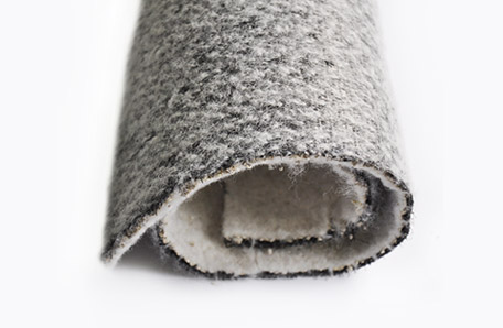 Revestimento de argila geossintética ecológica para base de aterro sanitário