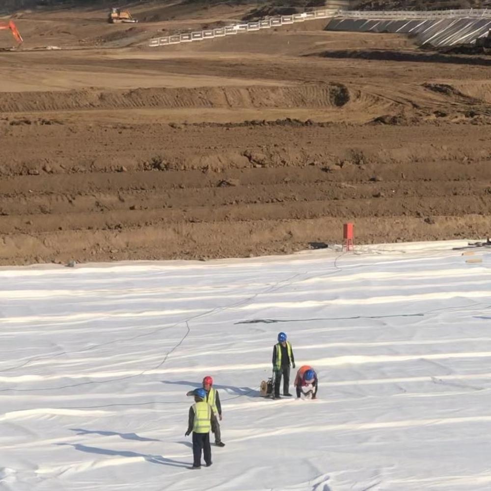 Vải địa kỹ thuật dệt cường độ cao