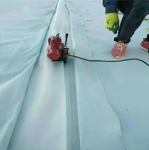 lớp lót đập hdpe