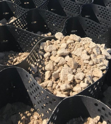 Geocélula de PEAD para estabilização de solo industrial no controlo de erosão