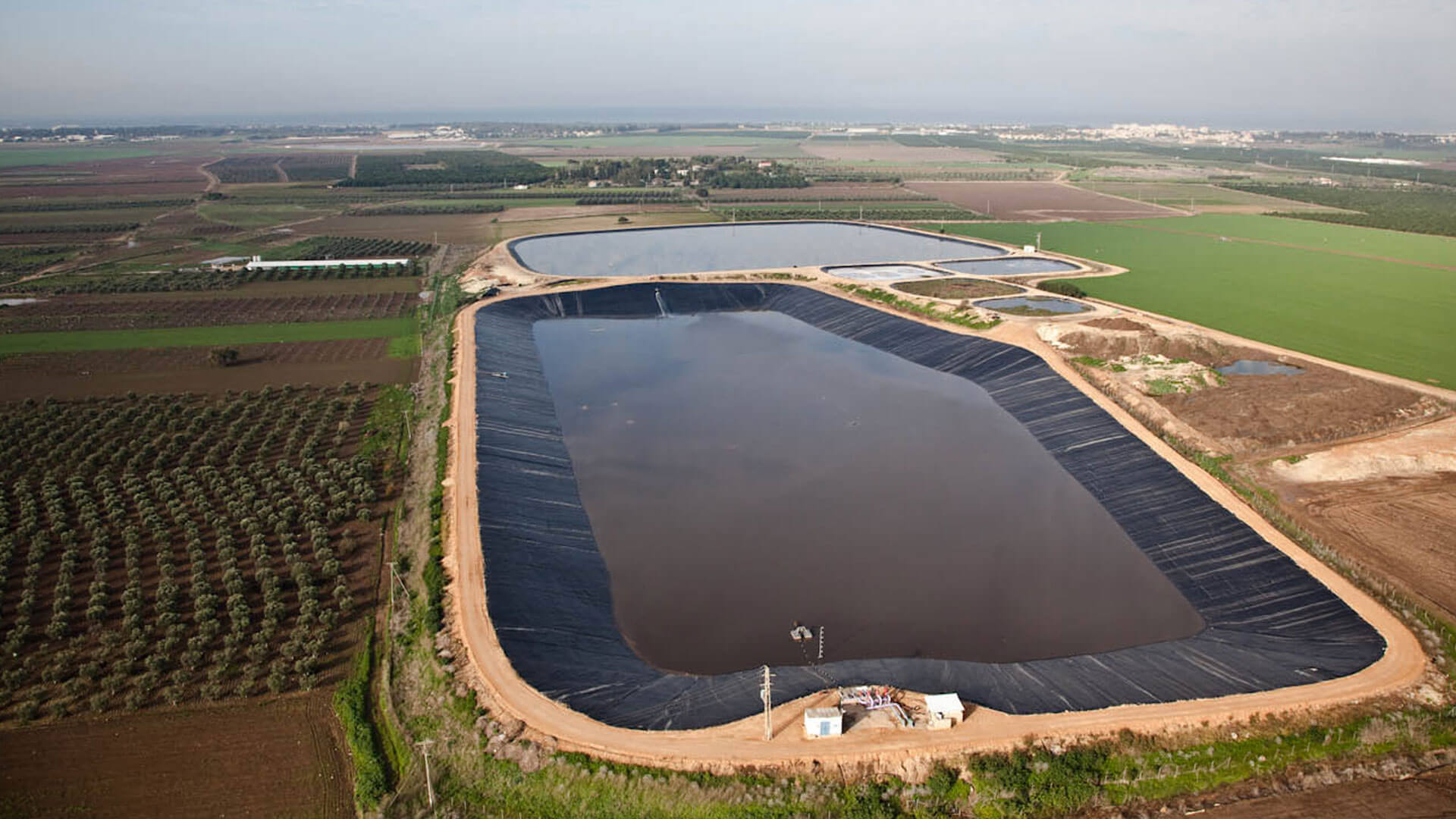 Prix des feuilles de géomembranea en PEHD Prix des feuilles de géomembranea en PEHD